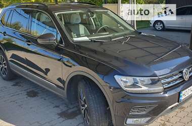 Внедорожник / Кроссовер Volkswagen Tiguan 2021 в Гусятине