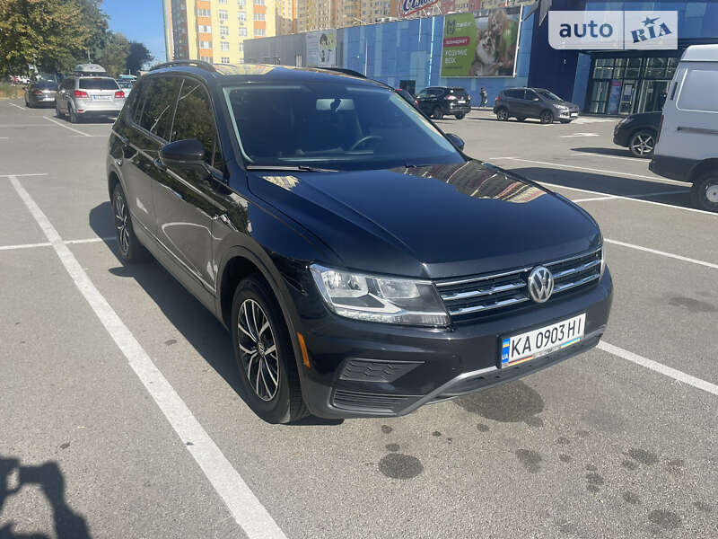 Внедорожник / Кроссовер Volkswagen Tiguan 2020 в Киеве