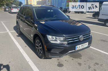 Внедорожник / Кроссовер Volkswagen Tiguan 2020 в Киеве