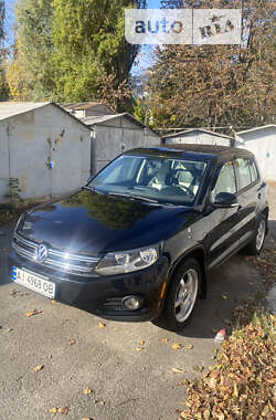 Позашляховик / Кросовер Volkswagen Tiguan 2013 в Києві