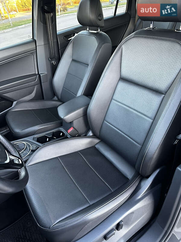 Внедорожник / Кроссовер Volkswagen Tiguan 2020 в Запорожье