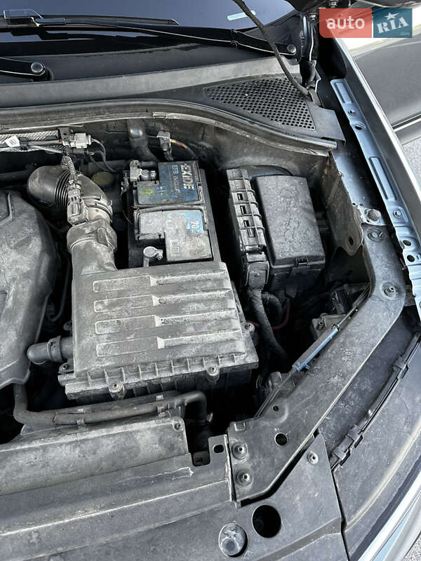 Внедорожник / Кроссовер Volkswagen Tiguan 2020 в Запорожье