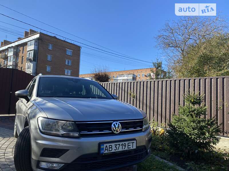 Позашляховик / Кросовер Volkswagen Tiguan 2017 в Вінниці