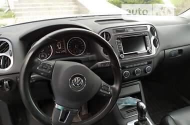 Внедорожник / Кроссовер Volkswagen Tiguan 2012 в Зборове