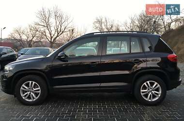 Внедорожник / Кроссовер Volkswagen Tiguan 2015 в Львове