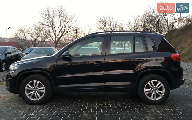 Внедорожник / Кроссовер Volkswagen Tiguan 2015 в Львове
