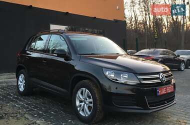Внедорожник / Кроссовер Volkswagen Tiguan 2015 в Львове