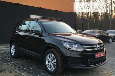 Позашляховик / Кросовер Volkswagen Tiguan 2015 в Львові