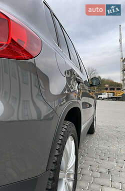 Внедорожник / Кроссовер Volkswagen Tiguan 2014 в 