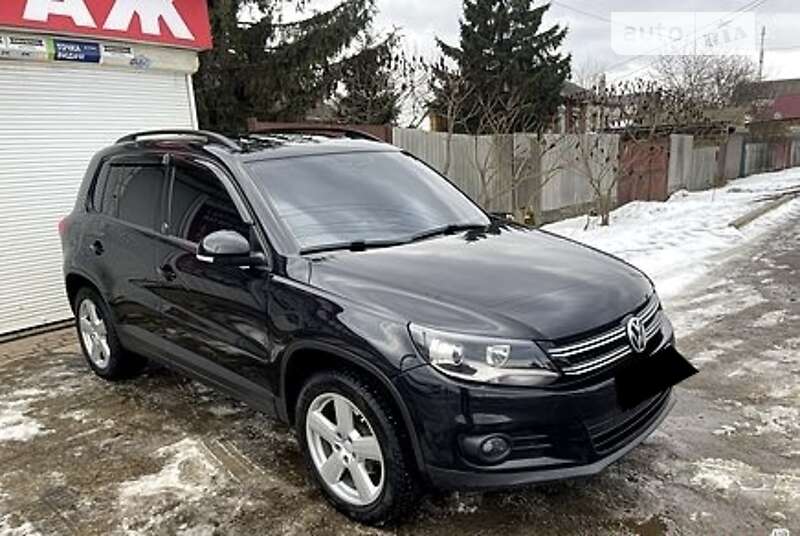 Внедорожник / Кроссовер Volkswagen Tiguan 2016 в Львове