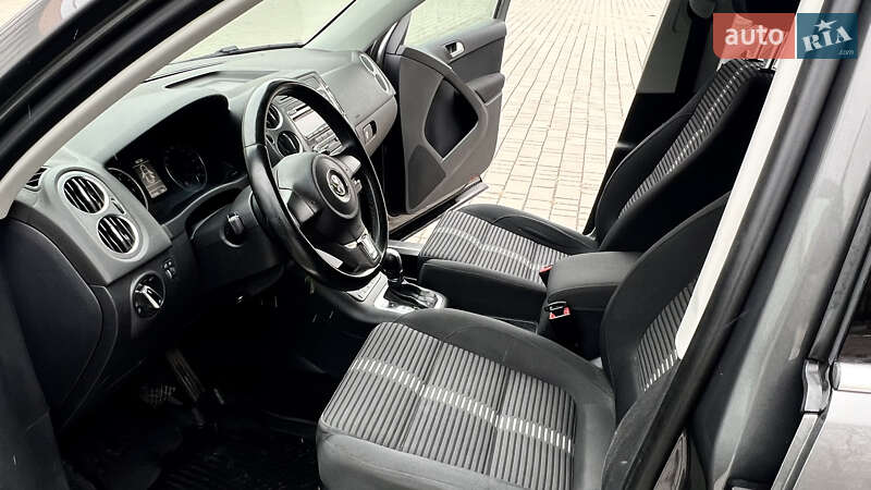Внедорожник / Кроссовер Volkswagen Tiguan 2011 в Запорожье