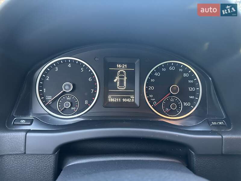 Внедорожник / Кроссовер Volkswagen Tiguan 2012 в Ивано-Франковске