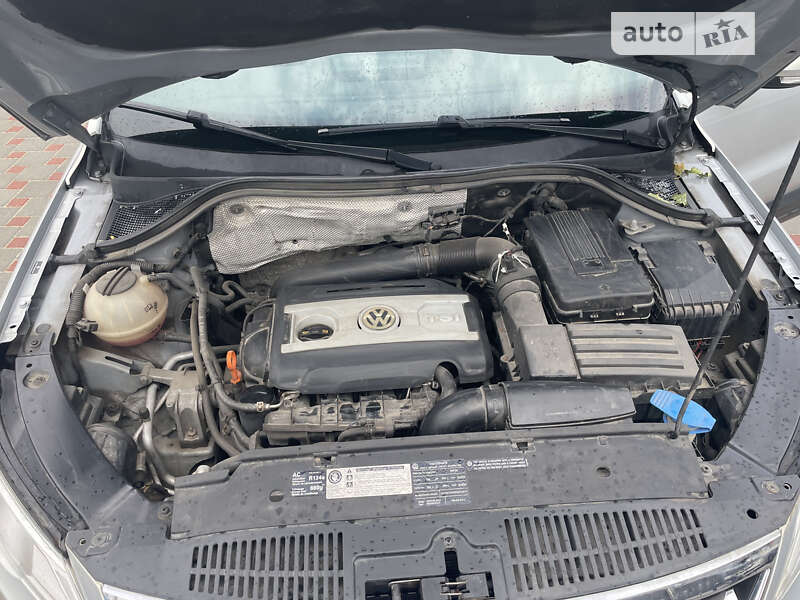 Внедорожник / Кроссовер Volkswagen Tiguan 2009 в Запорожье