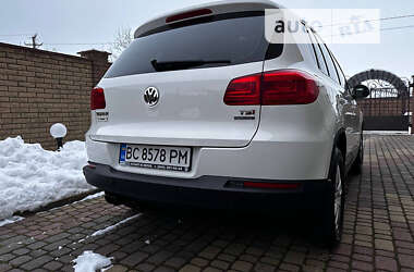 Внедорожник / Кроссовер Volkswagen Tiguan 2012 в Бродах