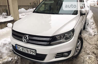 Внедорожник / Кроссовер Volkswagen Tiguan 2012 в Бродах