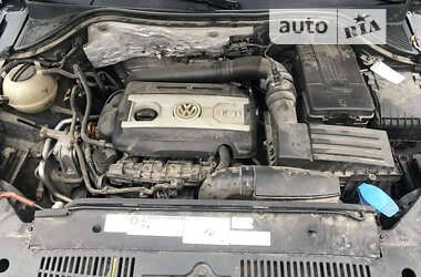 Внедорожник / Кроссовер Volkswagen Tiguan 2011 в Гайсине