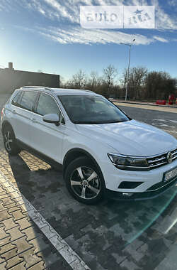 Позашляховик / Кросовер Volkswagen Tiguan 2018 в Стрию