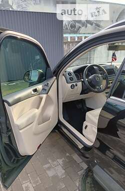 Внедорожник / Кроссовер Volkswagen Tiguan 2016 в 