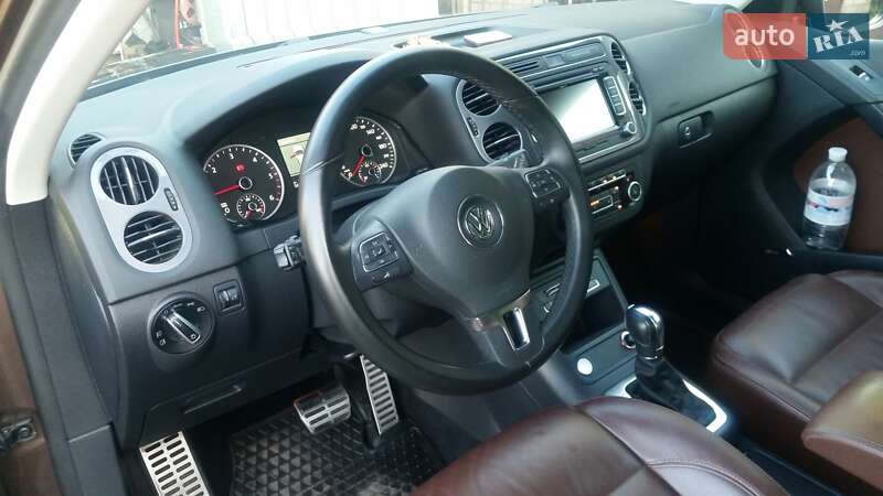 Внедорожник / Кроссовер Volkswagen Tiguan 2012 в Кривом Роге