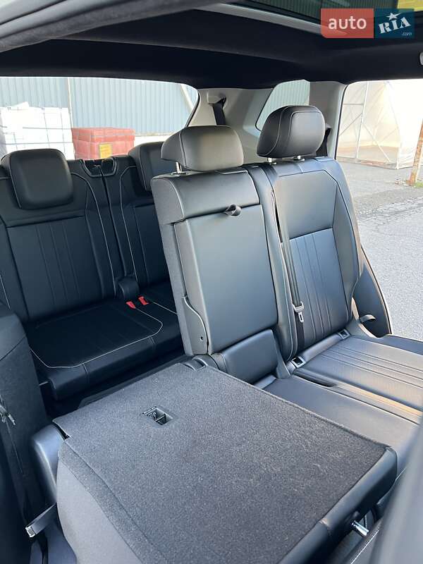 Внедорожник / Кроссовер Volkswagen Tiguan 2022 в Николаеве