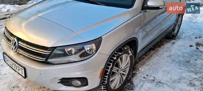Внедорожник / Кроссовер Volkswagen Tiguan 2012 в Одессе