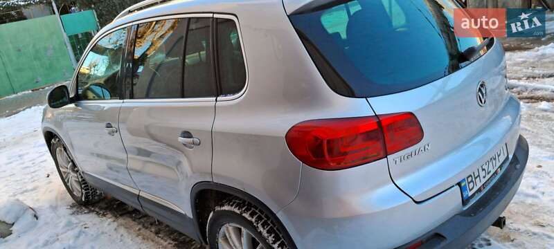 Внедорожник / Кроссовер Volkswagen Tiguan 2012 в Одессе