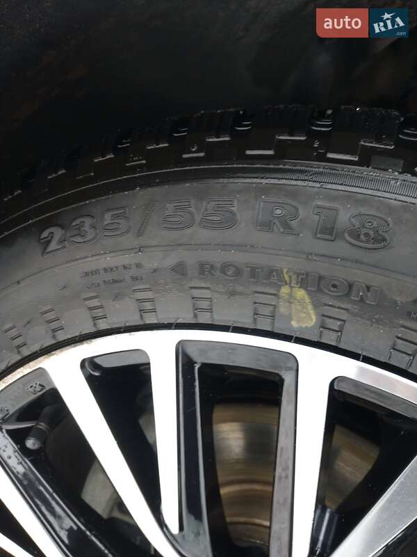 Внедорожник / Кроссовер Volkswagen Tiguan 2015 в Харькове