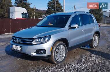Внедорожник / Кроссовер Volkswagen Tiguan 2016 в Николаеве