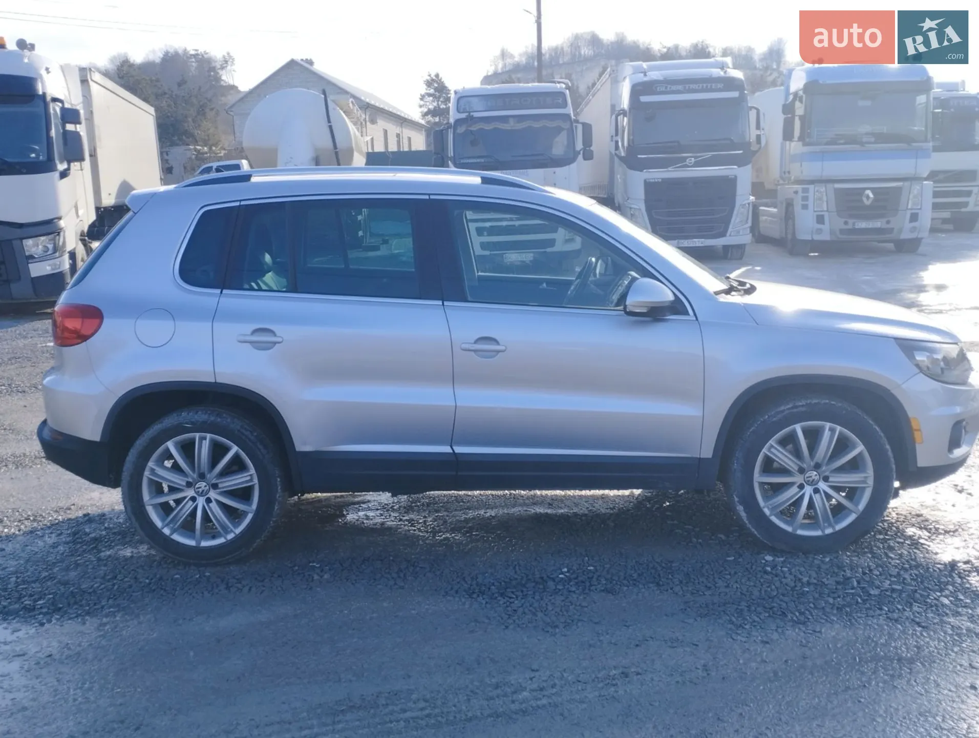 2016 Volkswagen Tiguan - мініатюра 14