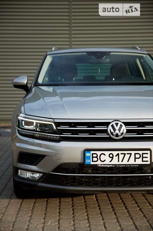Внедорожник / Кроссовер Volkswagen Tiguan 2017 в Николаеве