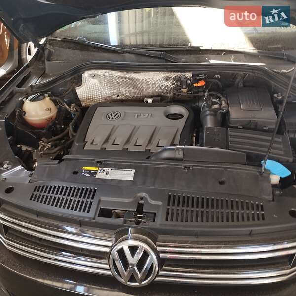Позашляховик / Кросовер Volkswagen Tiguan 2013 в Кривому Розі