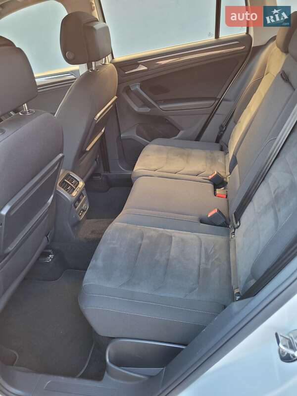 Внедорожник / Кроссовер Volkswagen Tiguan 2019 в Мукачево