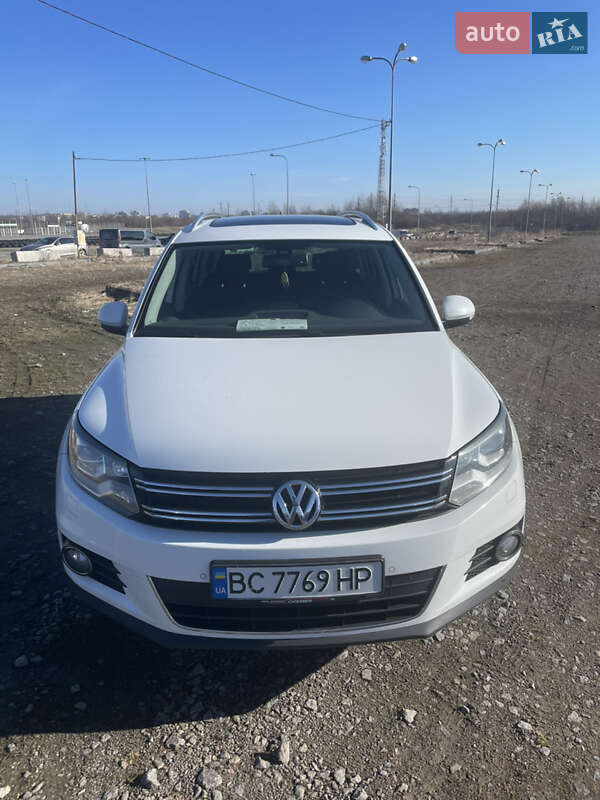 Внедорожник / Кроссовер Volkswagen Tiguan 2014 в Умани