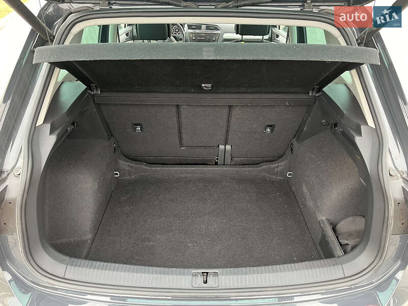 Внедорожник / Кроссовер Volkswagen Tiguan 2017 в Городке
