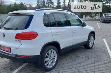 Внедорожник / Кроссовер Volkswagen Tiguan 2013 в Луцке