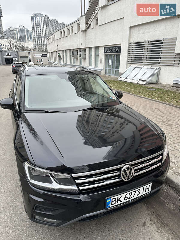 Внедорожник / Кроссовер Volkswagen Tiguan 2020 в Киеве фото 3 Внедорожник / Кроссовер Volkswagen Tiguan 2020 в Киеве