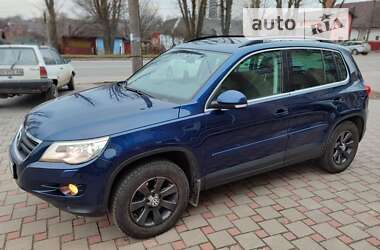 Позашляховик / Кросовер Volkswagen Tiguan 2008 в Хмельницькому