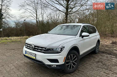 Внедорожник / Кроссовер Volkswagen Tiguan 2017 в Луцке