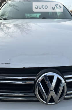 Внедорожник / Кроссовер Volkswagen Tiguan 2013 в Кривом Роге