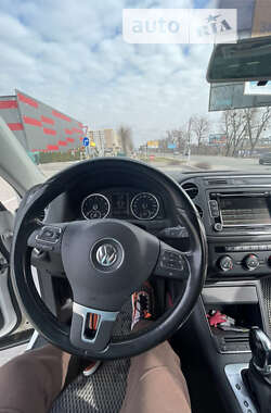 Позашляховик / Кросовер Volkswagen Tiguan 2013 в Києві