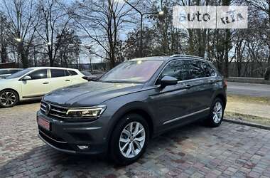 Внедорожник / Кроссовер Volkswagen Tiguan 2019 в Житомире