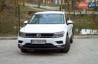 Внедорожник / Кроссовер Volkswagen Tiguan 2018 в Тернополе