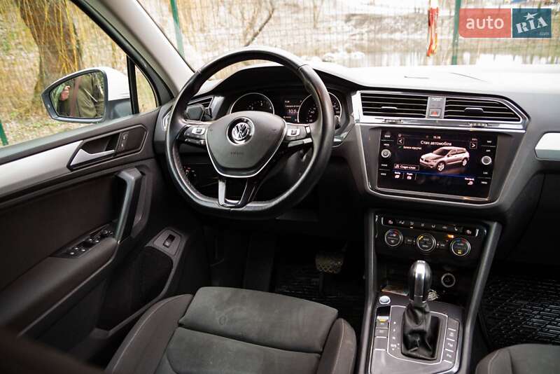 Внедорожник / Кроссовер Volkswagen Tiguan 2018 в Тернополе