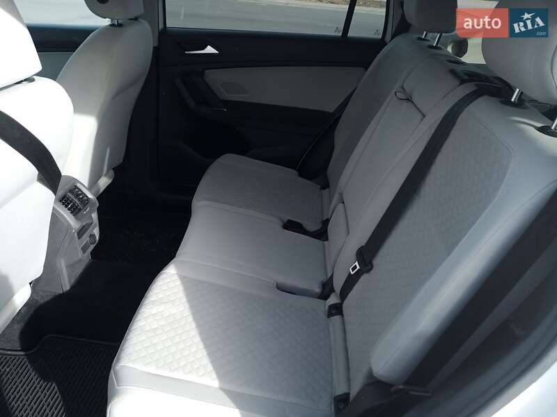Внедорожник / Кроссовер Volkswagen Tiguan 2020 в Чернигове