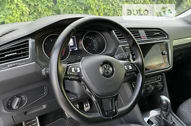 Внедорожник / Кроссовер Volkswagen Tiguan 2018 в Стрые