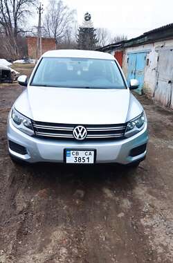 Позашляховик / Кросовер Volkswagen Tiguan 2013 в Новгород-Сіверському