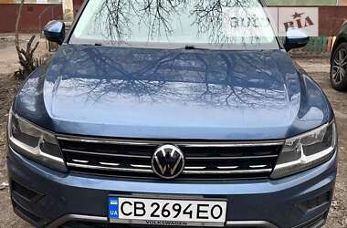 Позашляховик / Кросовер Volkswagen Tiguan 2018 в Чернігові