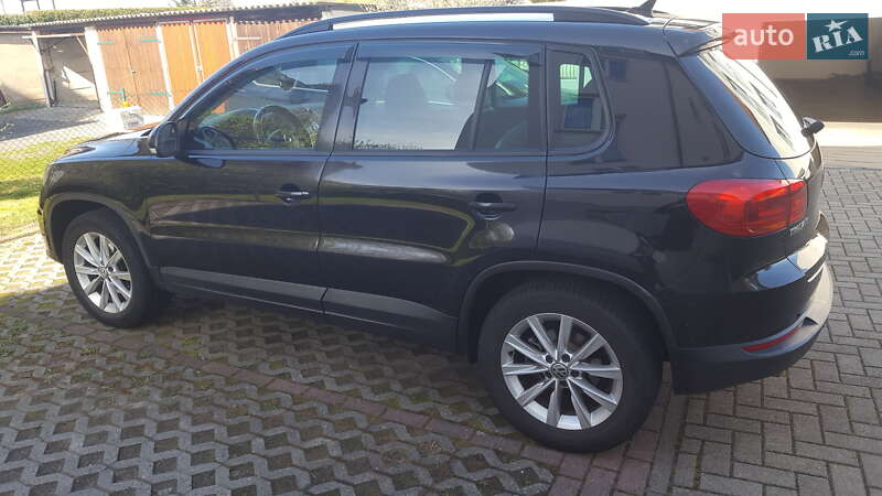 Позашляховик / Кросовер Volkswagen Tiguan 2014 в Харкові