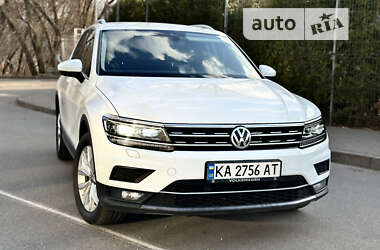 Внедорожник / Кроссовер Volkswagen Tiguan 2020 в Киеве