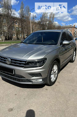 Позашляховик / Кросовер Volkswagen Tiguan 2017 в Черкасах